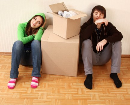 Removal team planning a flat move near Clapham properties